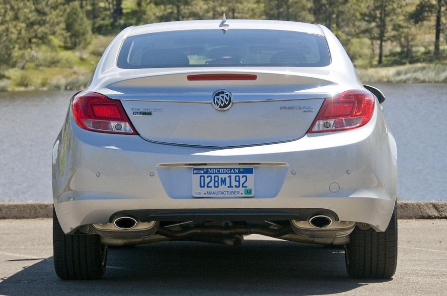  Buick Regal 2011 года  (фото 13 из 77)
